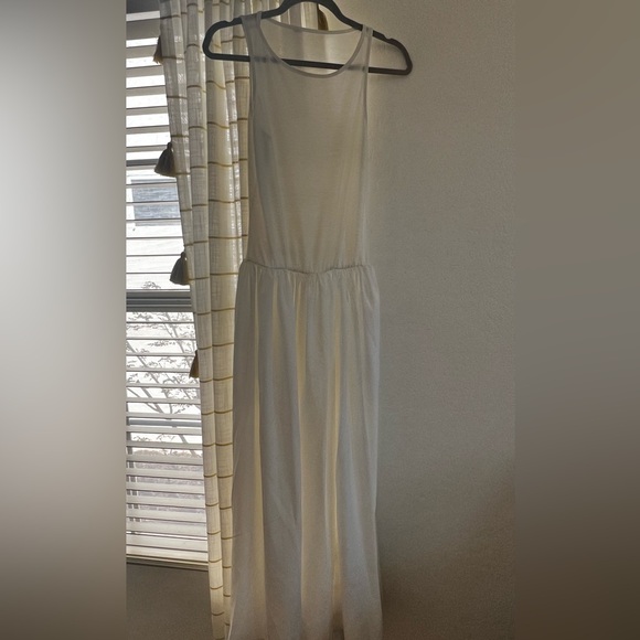 White sheer dress or coverup 🤍🔥🤍🔥 Size S - Picture 2 of 4